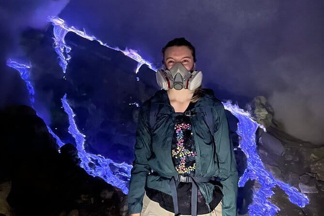 2D1N Ijen Blue Fire and Mount Bromo Sunrise Tour from Bali - Ijen after dark and the blue flame walk