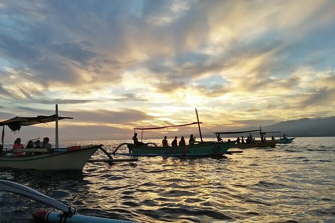 All inclusive Lovina Dolphins Sunrise tour, Waterfall & Temple - Ulun Danu Beratan Temple and Bali’s Hindu traditions