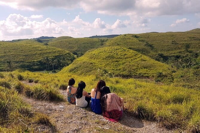 All Inclusive Nusa Penida East Island Private Tour from Bali - What the guide adds to a private tour