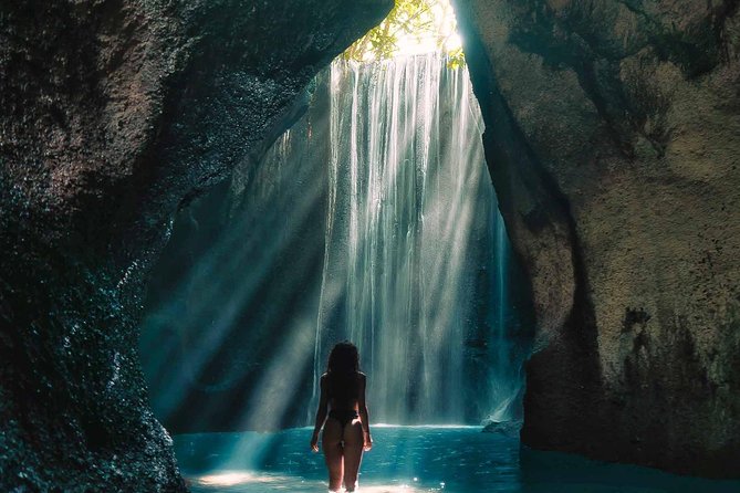 Amazing Private Tour: Lempuyang temple, Tirta gangga, Tukad cepung waterfall - The driver can make or break the day