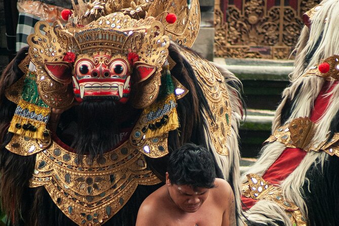 Bali 5 Days and 4 Nights Private Tour - Best and Famous Site - Day one: airport pickup, Uluwatu, and Jimbaran seafood