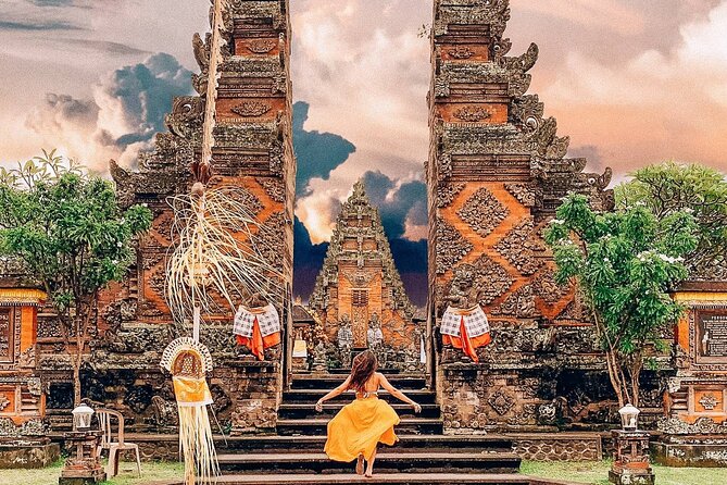Bali Benoa Shore Excursion for Cruise's Passenger - All Inclusive - Puseh Batuan Temple and Balinese worship