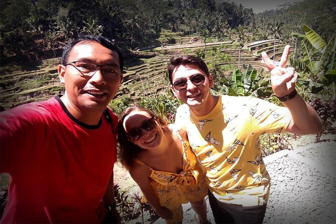 Bali Day Trip: Ubud Temples & Hidden Waterfalls - Kanto Lampo for a More Intimate Waterfall Visit