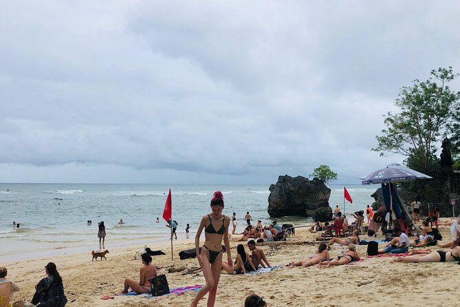 Bali Halfday Tour Uluwatu - Dewa and the private driving experience