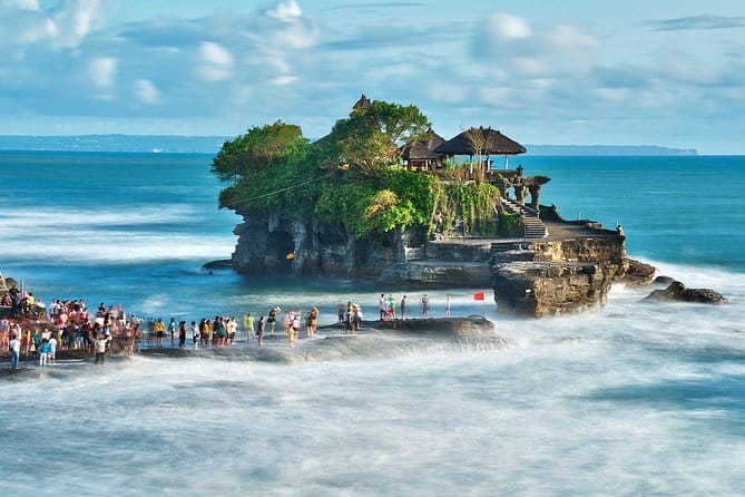 Bali Instagram Tour [Private and All-Inclusive] - Lunch with Mount Agung in view