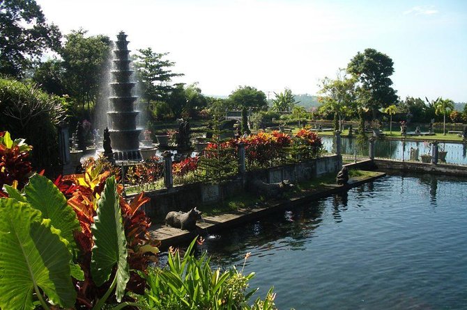 Bali Instagram Tour: The Most Popular Spots ( Private All-Inclusive ) - Tukad Cepung Waterfall inside the canyon