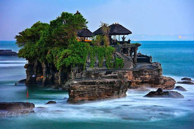 Bali Private 3 Days Tour Package Highlight - Day One: Crafts, Rice Fields, and Mount Batur Views
