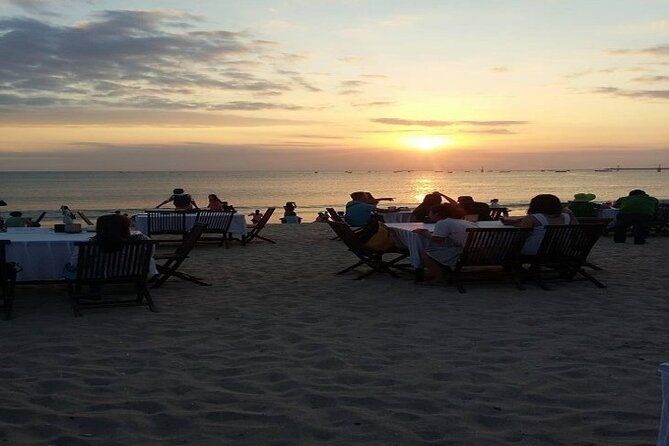 Bali Romantic Seafood Dinner under sunset jimbaran Beach - How to get the best evening