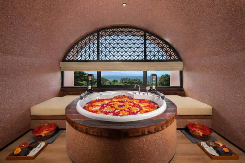 Bali/Sanur: Spa and Bath Experiences at Svaha Spa Sanur - Bamboo massage at the Bambu Svaha Signature