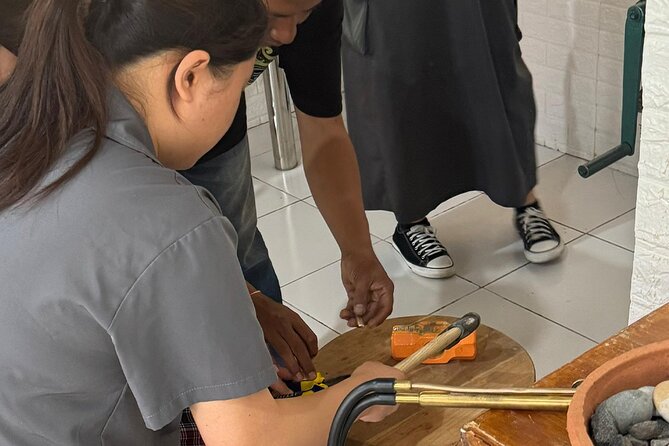 Bali: Silver Jewelry Making Class in Seminyak and Legian - Turning five grams of silver into a personal souvenir