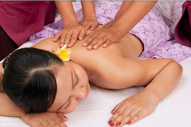 Bali Spa Tour, Beaches, Uluwatu Temple Sunset & Jimbaran Bay Dinner - Sunset dinner at Jimbaran Bay