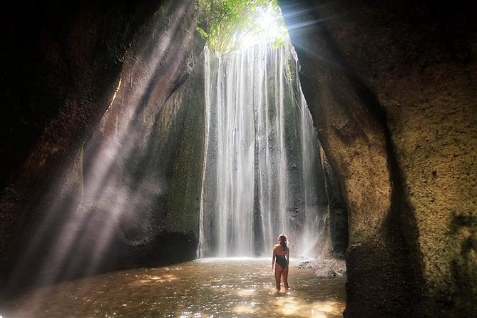 Bali Tour : Tegenungan - Tukad Cepung - Kanto Lampo - Tibumana Waterfall - What the $25 price really buys you