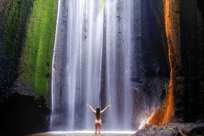 Bali Tour : Tegenungan - Tukad Cepung - Kanto Lampo - Tibumana Waterfall - Kanto Lampo: broad cascades over natural rock