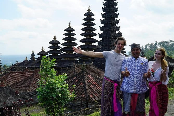Balinese Street Food Tour By Motorbike All You Can Eat and Drink! - What the four-hour format means