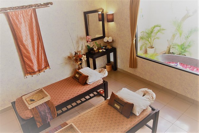 Balinese Traditional Massage and SPA Treatment 2 hours including pick up hotel - Door-to-door transport from southern Bali