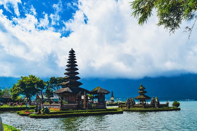 Bedugul and Singaraja Tour - Candi Kuning market and Bali’s highland farms