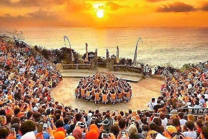 Best Bali Beaches - Uluwatu Temple - FREE Wi-Fi - Melasti Beach delivers the big cliff view