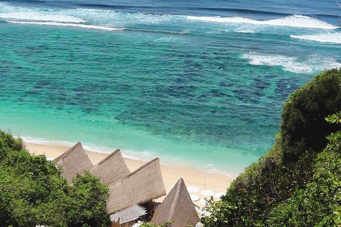 Best Bali Beaches - Uluwatu Temple - FREE Wi-Fi - Jimbaran can finish the day with seafood