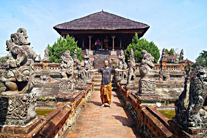 Charter Standard Vehicle with Driver at Bali- 5 Hours Usage - Who should book this Bali car charter