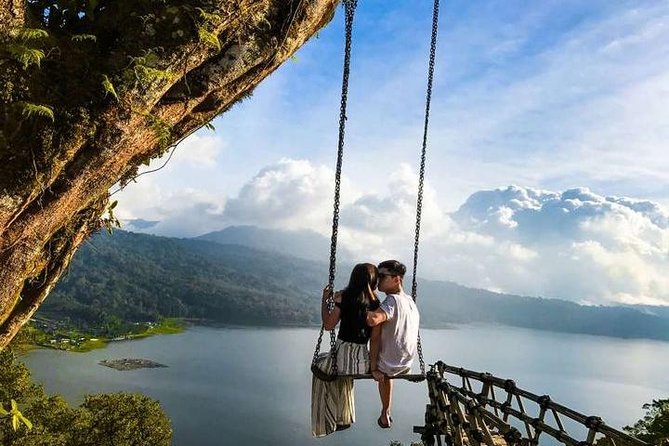Complete your Bali Holiday with Bali Instagram Tour including Lunch - Handara Gate and the first big photo stop