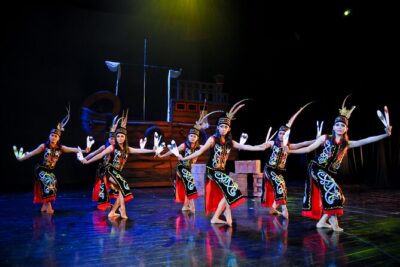 Devdan Treasure of the Archipelago Show with Transfer from Bali