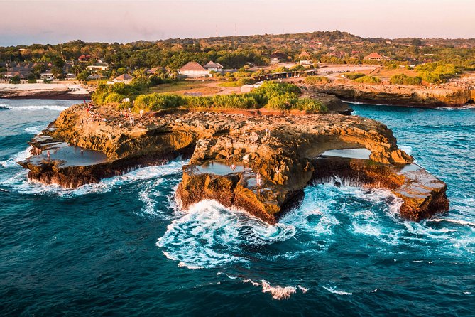 East Nusa Penida Small Group Tour: Atuh Beach & Diamond Beach – Full Day - Thousand Island Viewpoint and Atuh King Five