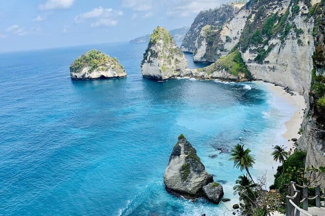 From Bali: Nusa Penida Snorkeling and Island Tour - Kelingking Beach and the famous cliff view