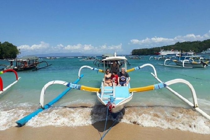 Gates of Heaven Temple and Blue Lagoon Snorkeling with All-inclusive - What the private format changes