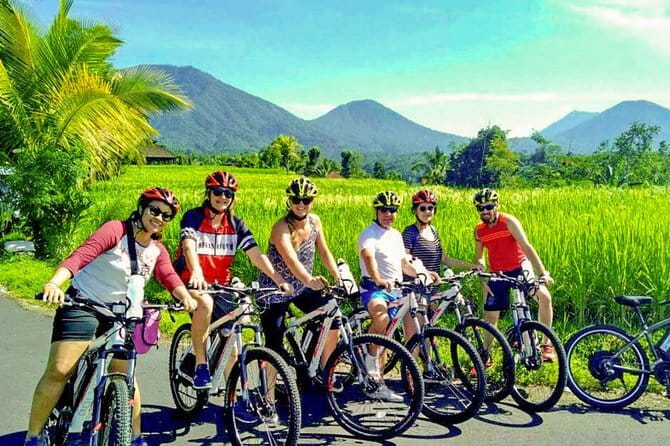 Halo Bike Cycling Tour Downhill - A family lunch at Yoga’s House