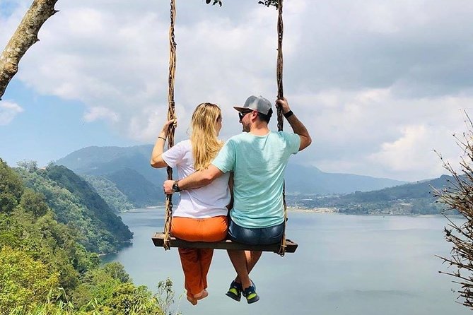 Instagram in north Bali : The Most Beautiful Spot for Photo - Handara Gate: Bali’s famous first frame