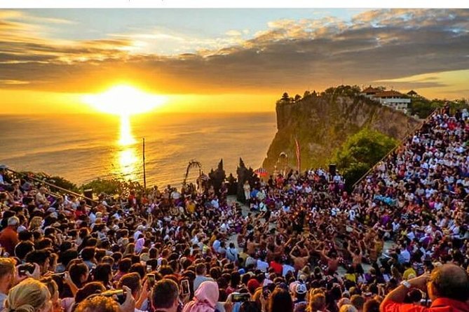 Kecak fire dance and uluwatu temple tour - free wifi - Why the Kecak performance is worth building a day around
