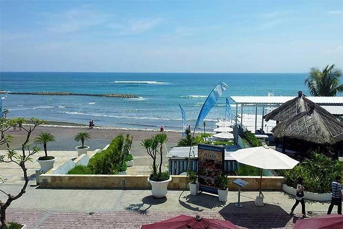 Kuta Half Day Tour - Upside Down World Bali and its seven photo rooms
