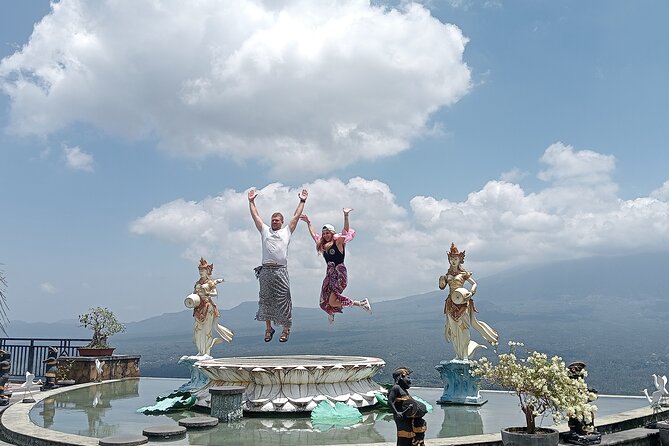Lempuyang Temple Gate Heaven Tirta Gangga Private Guided Tour - Lempuyang Temple and the Gates of Heaven