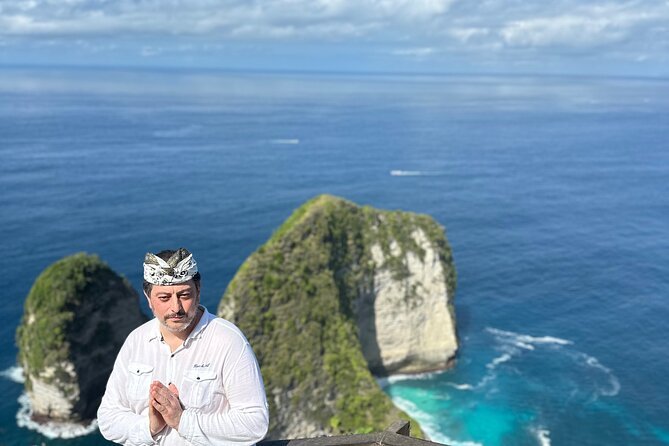 Nusa Penida Day Tour - Lunch and the slower hour at Crystal Bay