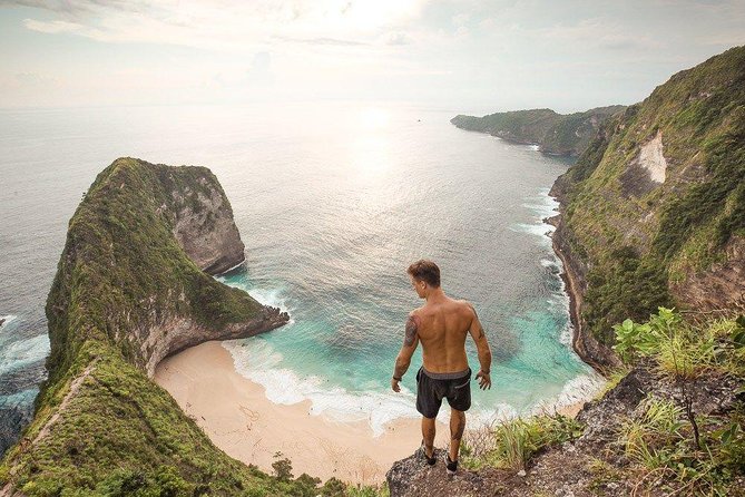 Nusa Penida Snorkeling Adventure (Private & All-Inclusive) - Lunch on the island, with a small caveat