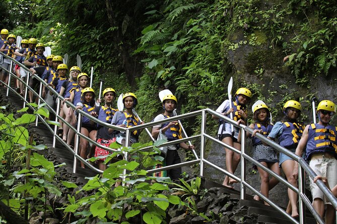 Premium White Water Rafting and Jungle Buggies in Bali - Lunch, showers, and a useful reset