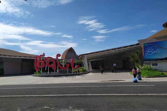 Private Arrival Transfer: Bali Airport to Kuta, Legian, Seminyak and Nusa Dua - Kuta in about 25 minutes