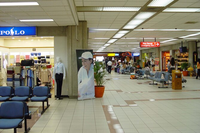 Private Arrival Transfer: Denpasar International Airport to Nusa Dua Area - Vehicle size and luggage planning
