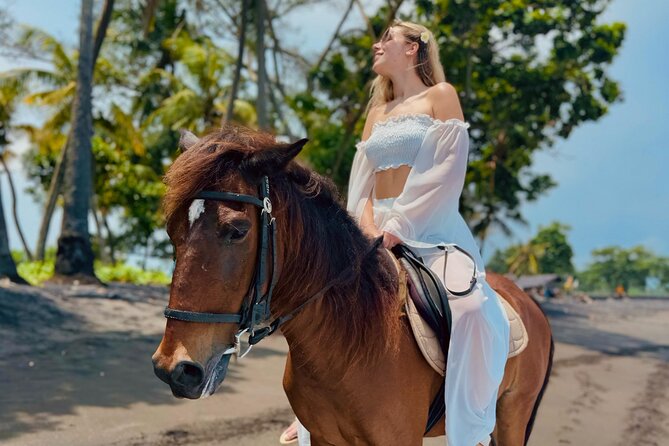 Private Bali Horse riding at saba beach - Saba Beach gives the ride its character
