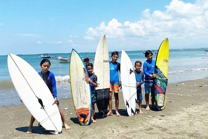 Private Beginner 1 on 1 Surfing Lesson at Kuta Beach without transfer - Meeting at Jl. Raya Kuta No. 102