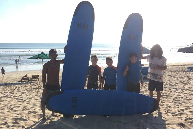 Private surf lesson - Starting at Kuta Beach with a private instructor