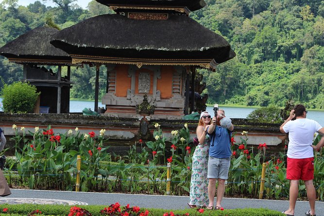Private Tour: Bali Temples, Hidden Waterfall and Handara Gate - Lunch in Bedugul, with no meal included