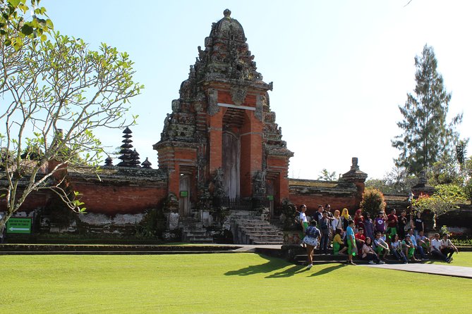 Private Tour: Bali Temples, Hidden Waterfall and Handara Gate - Ulun Danu Beratan beside the lake