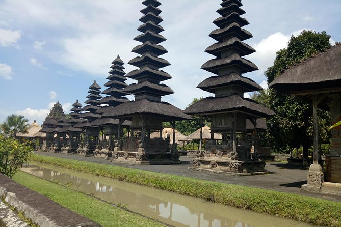 Private Tour: Leke-Leke Waterfall, Handara gate & Iconic Temples - Taman Ayun in Mengwi: gardens and royal architecture