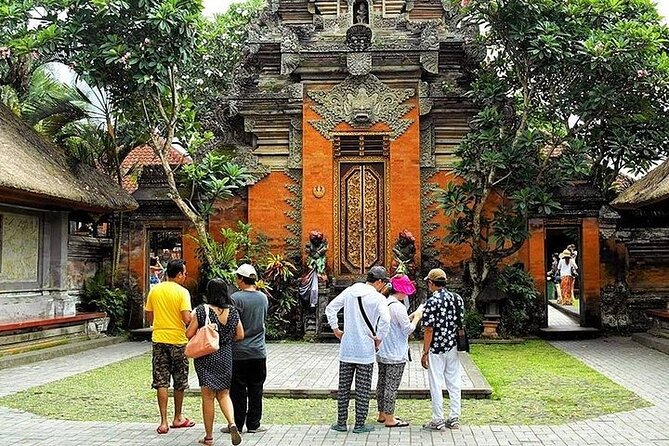 Private Tour : Mt. Batur View, Rice Terrace, Waterfall & More. - Ubud Market finishes with art and shopping
