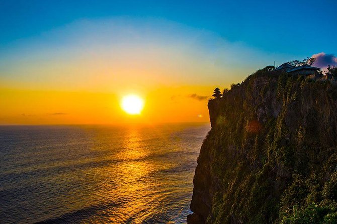 Private Tour Rafting Uluwatu Kecak Dance Sunset and Dinner in Jimbaran Bay - Three hours on the Ayung Dewata rafting route