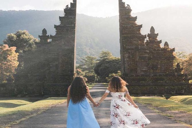 Private Tour: Ulun Danu Temple-Handara Gate-Wana Giri Hill&Tanah Lot Sunset - Who will get the most from this Bali day trip