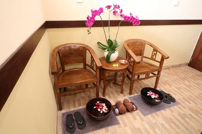 Royal Orchid Spa 90 Minutes Relaxing Massage. - The Balinese massage with natural oil