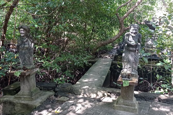Sanur Village E-bike Tour: Family-Friendly Adventure - Finishing with Indonesian lunch beside the beach