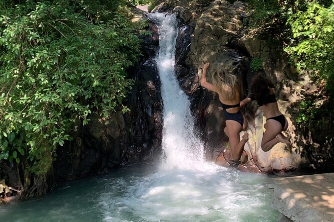 Sekumpul waterfall & aling2 waterfall with private service (including activity) - Safety, clothing, and what to bring